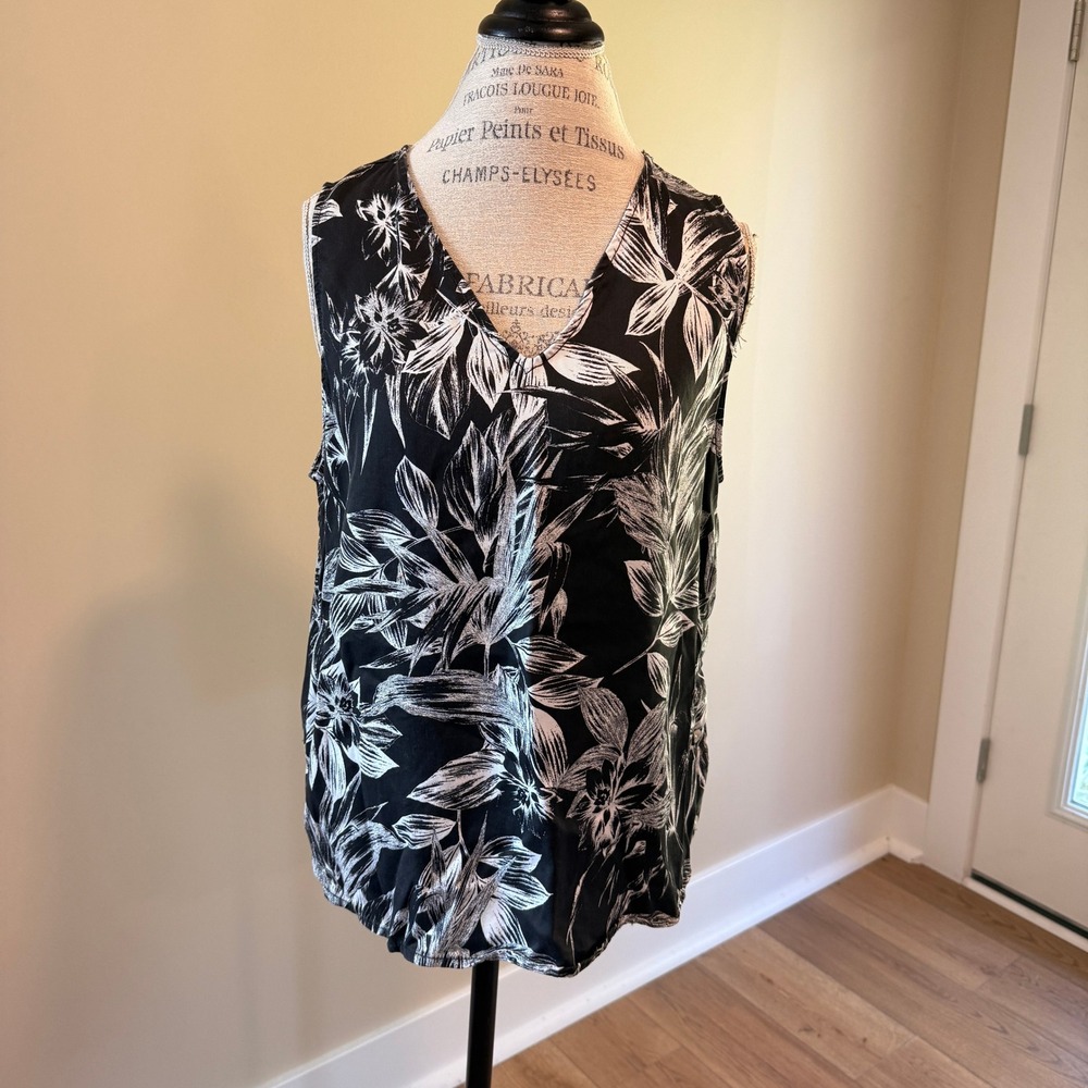 C & C California Women's Black/White Palm Lyocell Sleeveless‎ Top Size XL